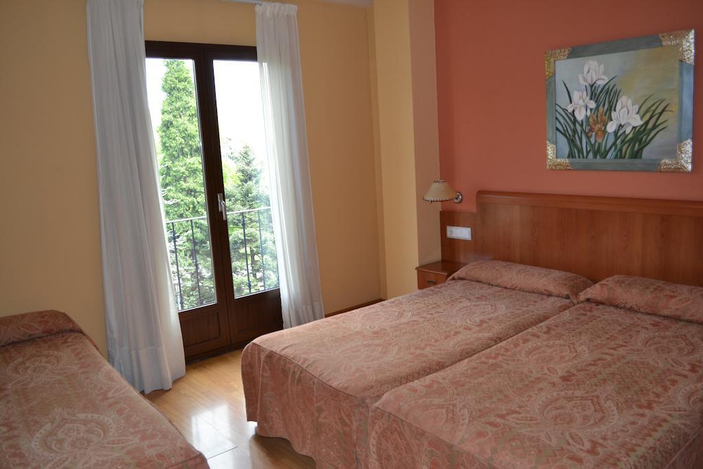 לאון Hostal Quevedo חדר תמונה
